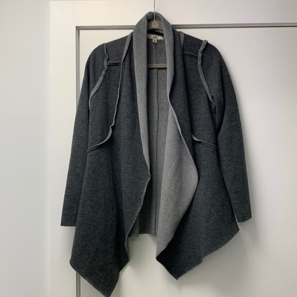 Ya Los Angeles Women’s Fleece Fly-Away Cardigan Gray Sweater - size M
